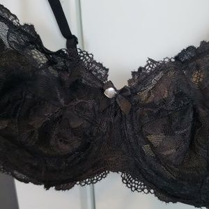 36DDD Victoria Secret Unlined Lace Bra